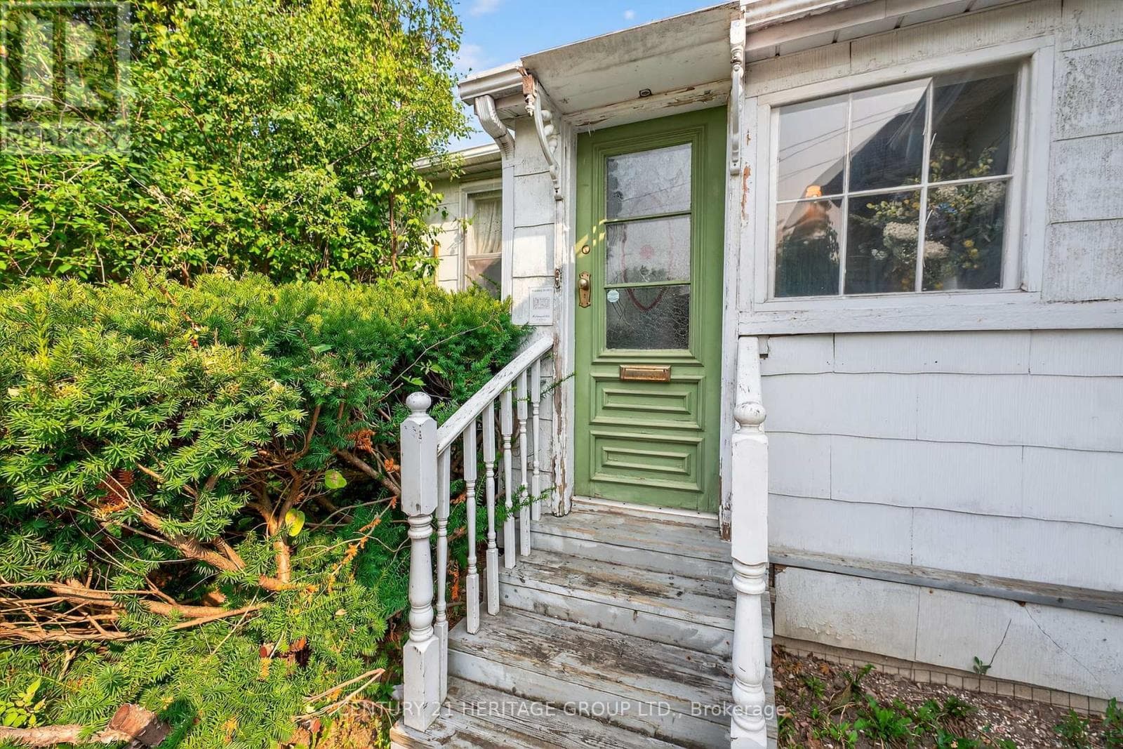 117 LUCAS STREET photo 5