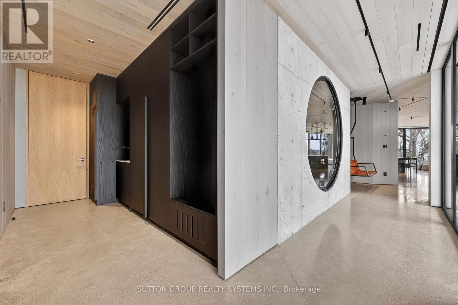120 SEBASTIAN STREET photo 5