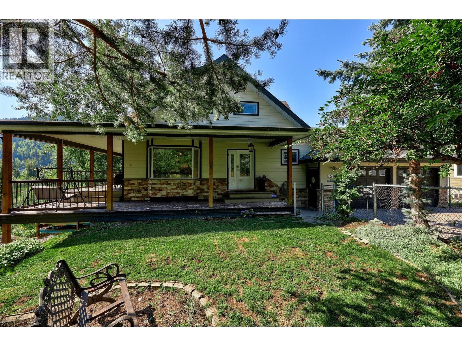 4 bed 4 bath single family at 3060 MAQUINNA Road — $949,900