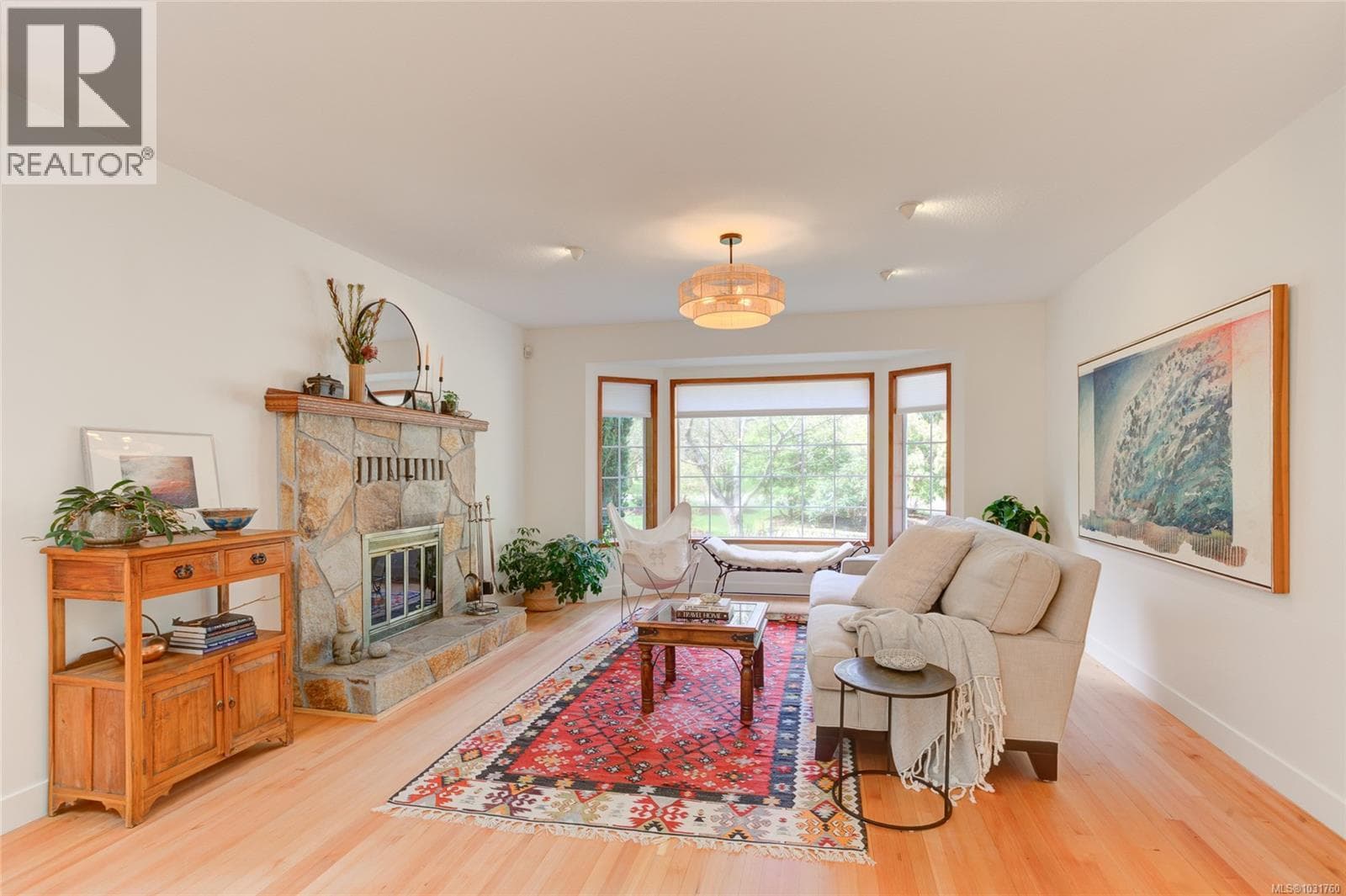 4773 Fairbridge Dr photo 2
