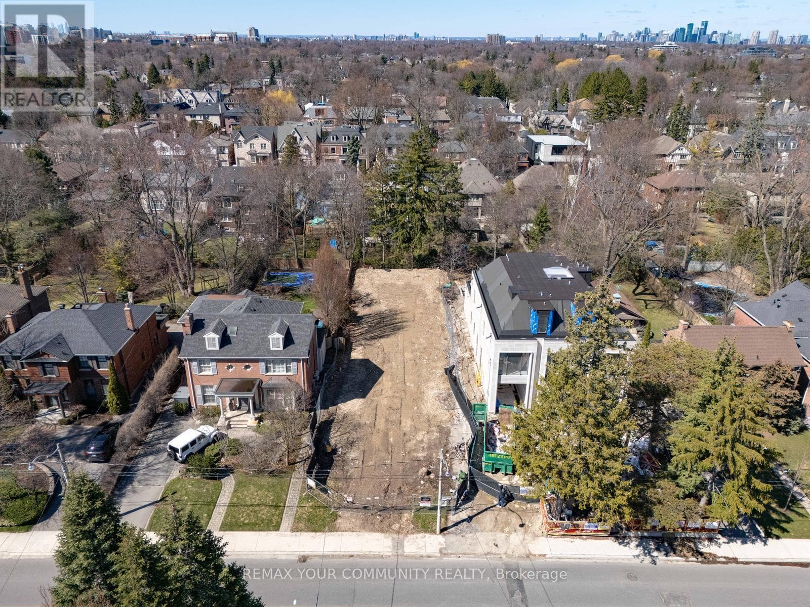 390 GLENCAIRN AVENUE photo 4