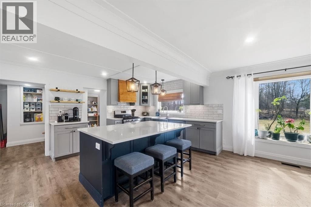 303 BRUCE RD 9 photo 4