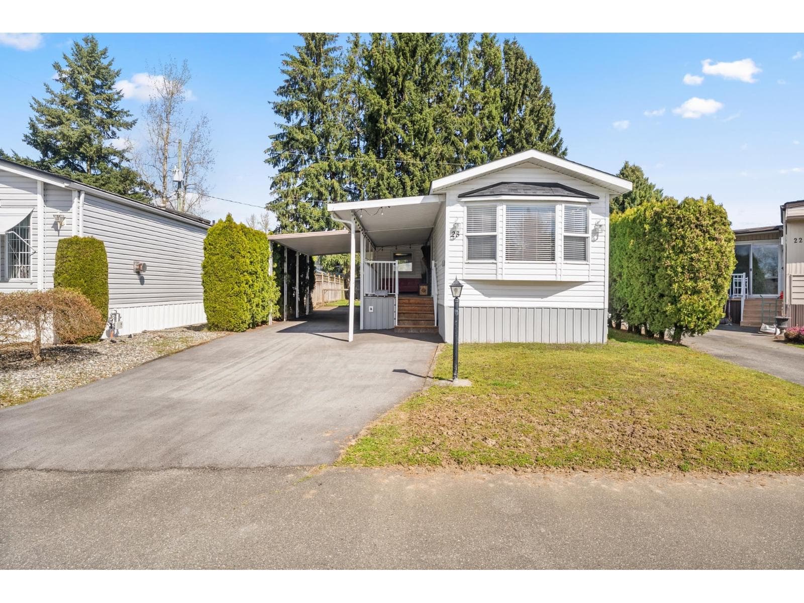 23 31313 LIVINGSTONE AVENUE photo 2