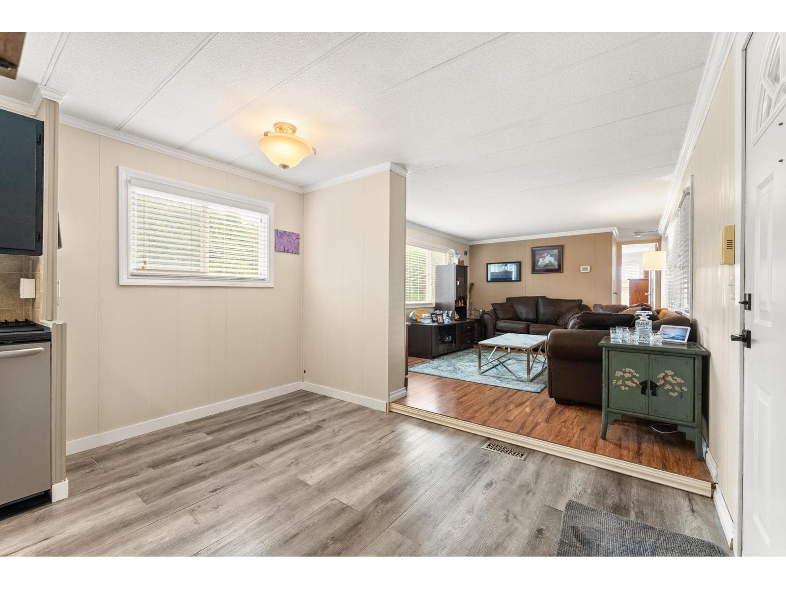 23 31313 LIVINGSTONE AVENUE photo 5