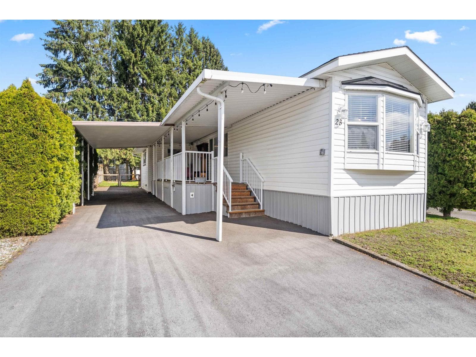 2 bed 2 bath single family at 23 31313 LIVINGSTONE AVENUE — $248,000