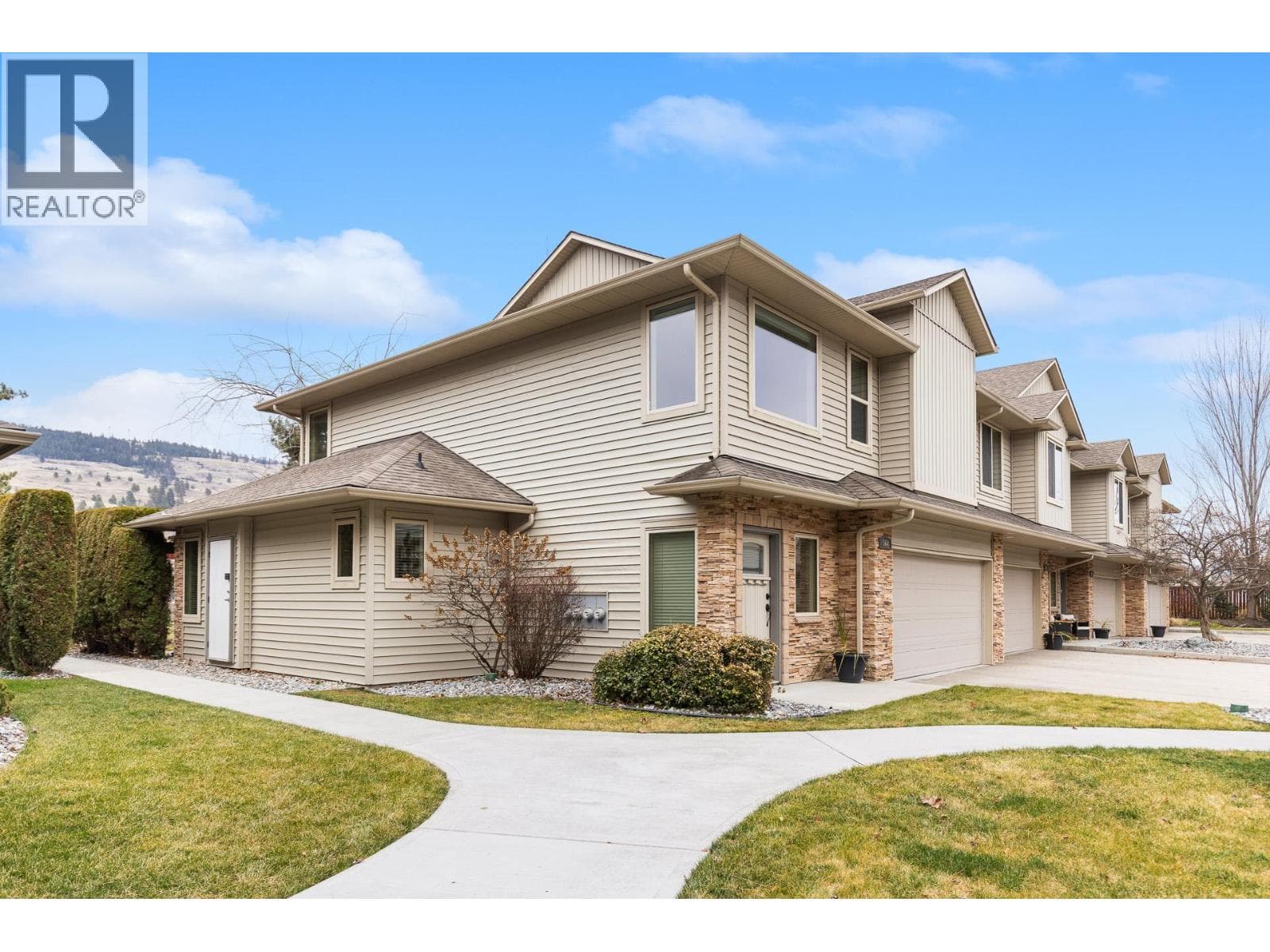 3350 Woodsdale Road Unit# 504 photo 2