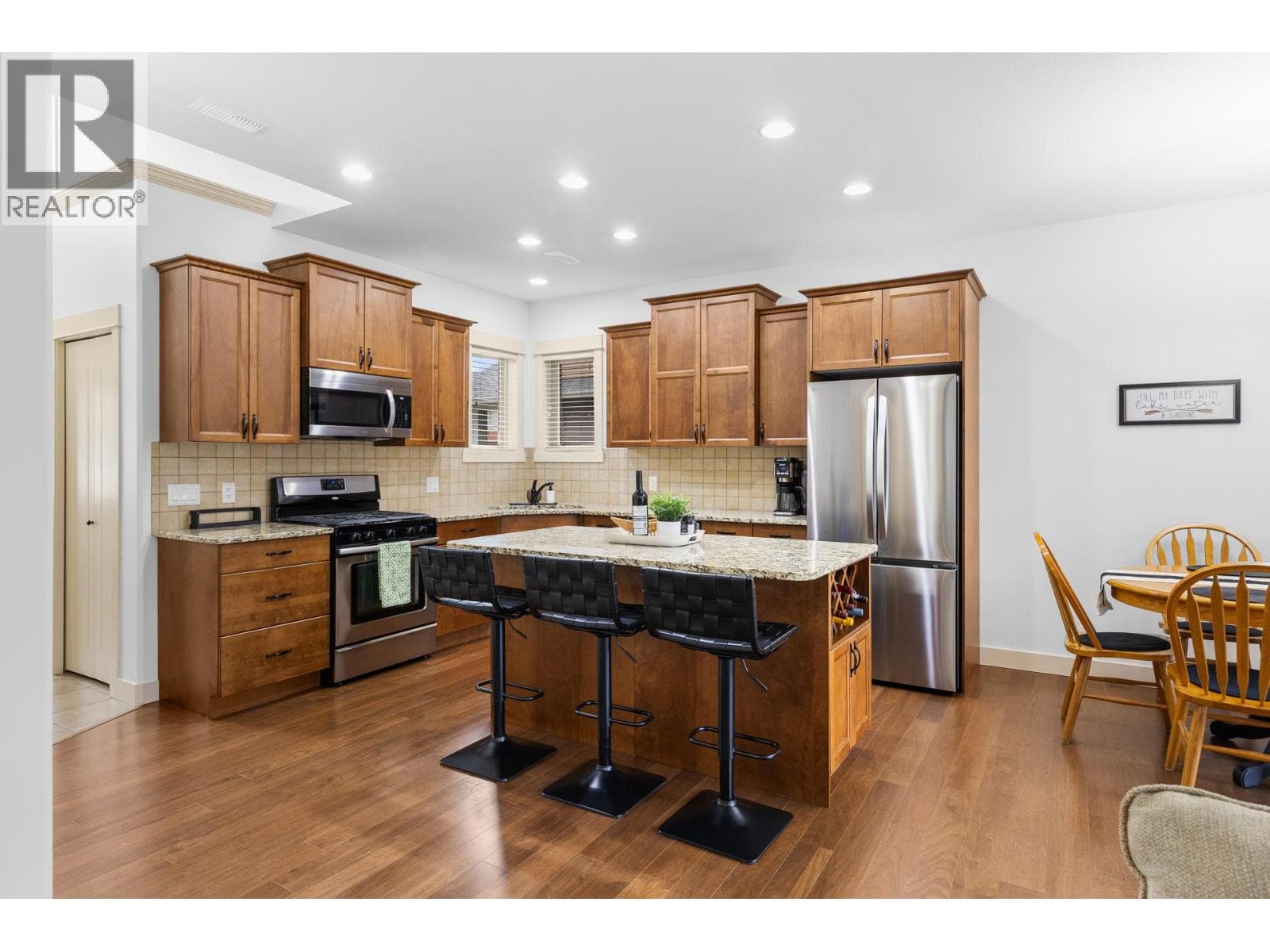 3350 Woodsdale Road Unit# 504 photo 5