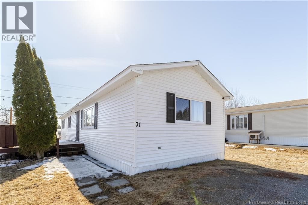 31 Leafwood Crescent photo 2