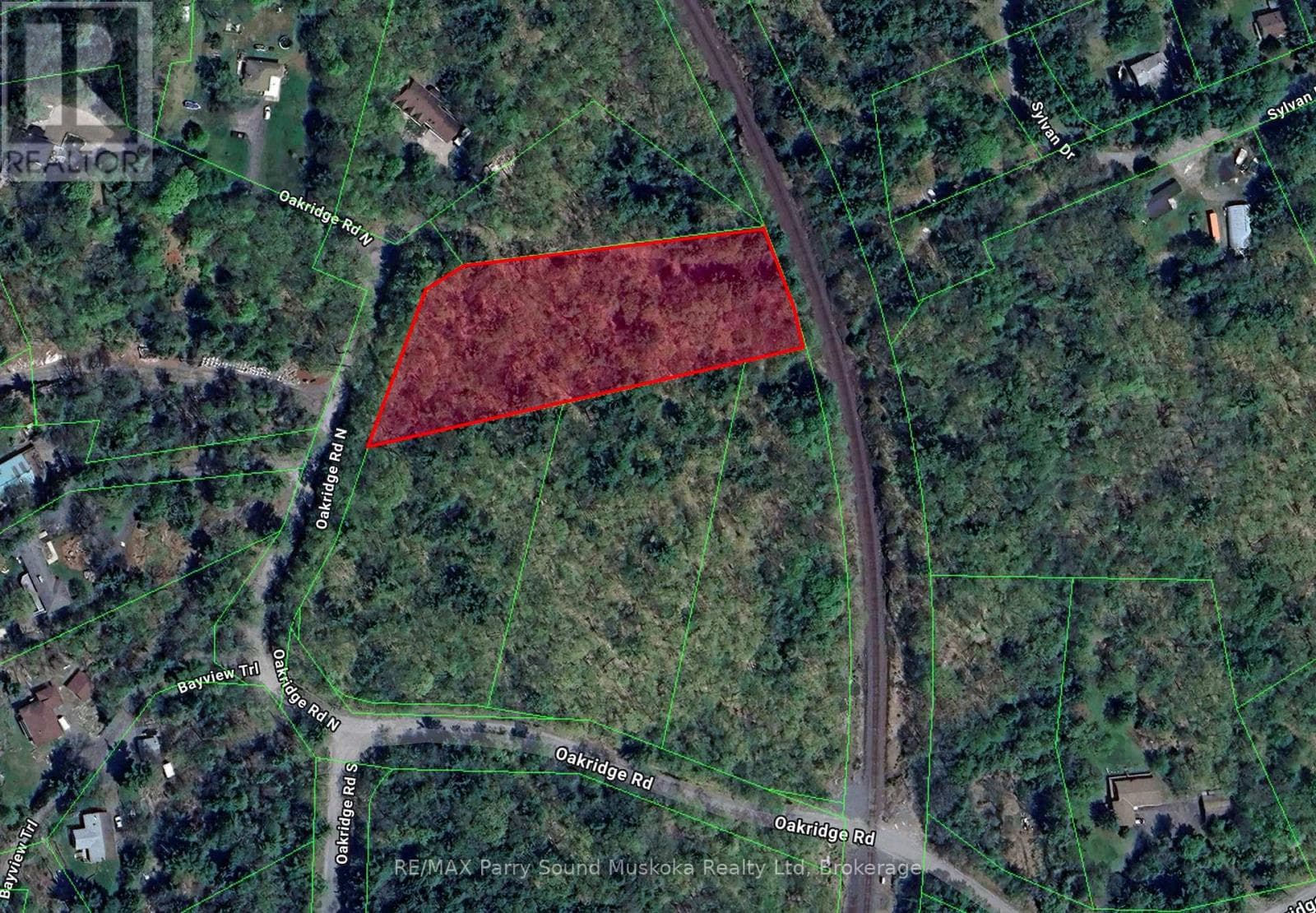 vacant land at 17 OAKRIDGE ROAD N — $182,000