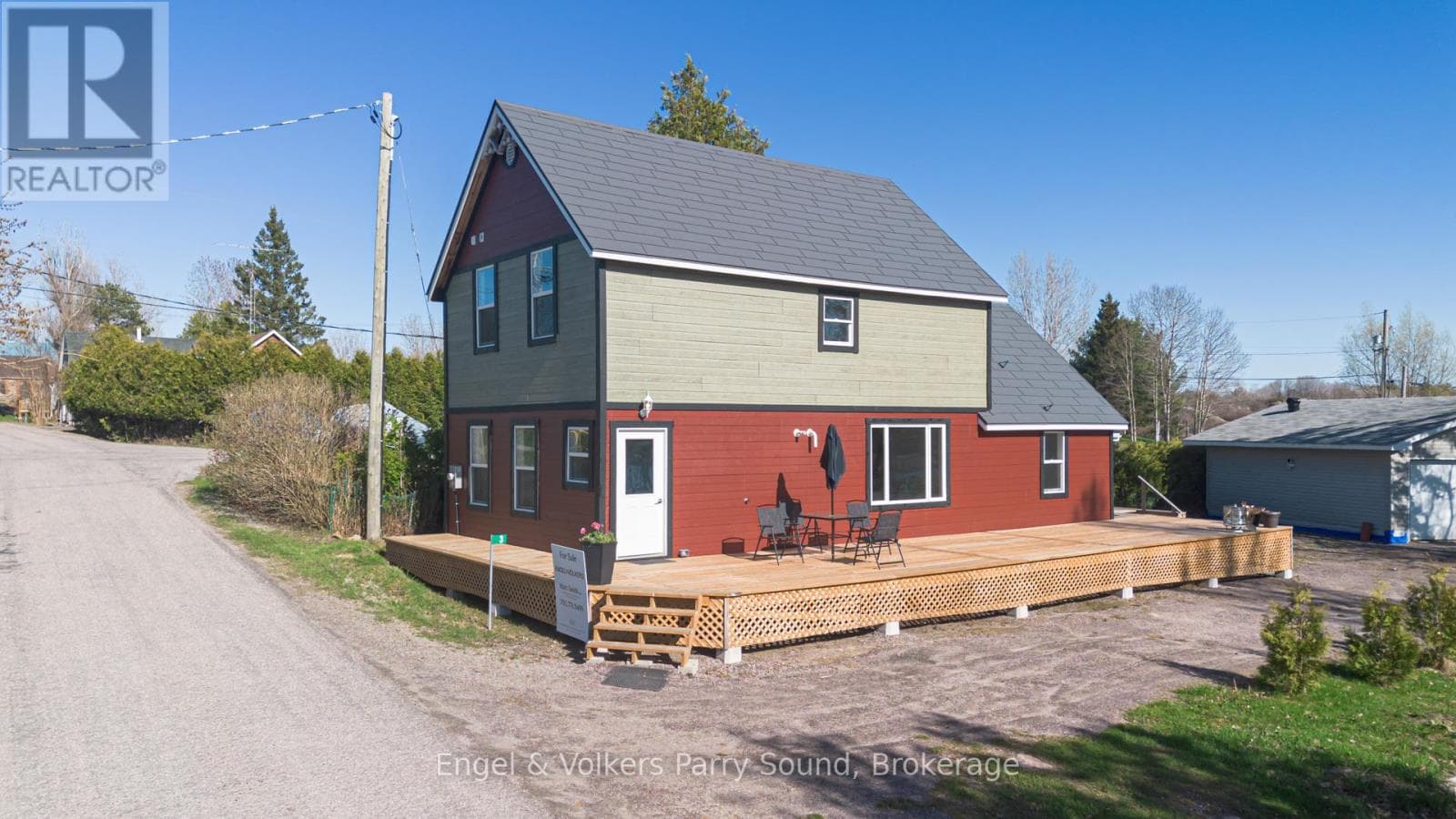 1 HOLLAND AVENUE photo 2