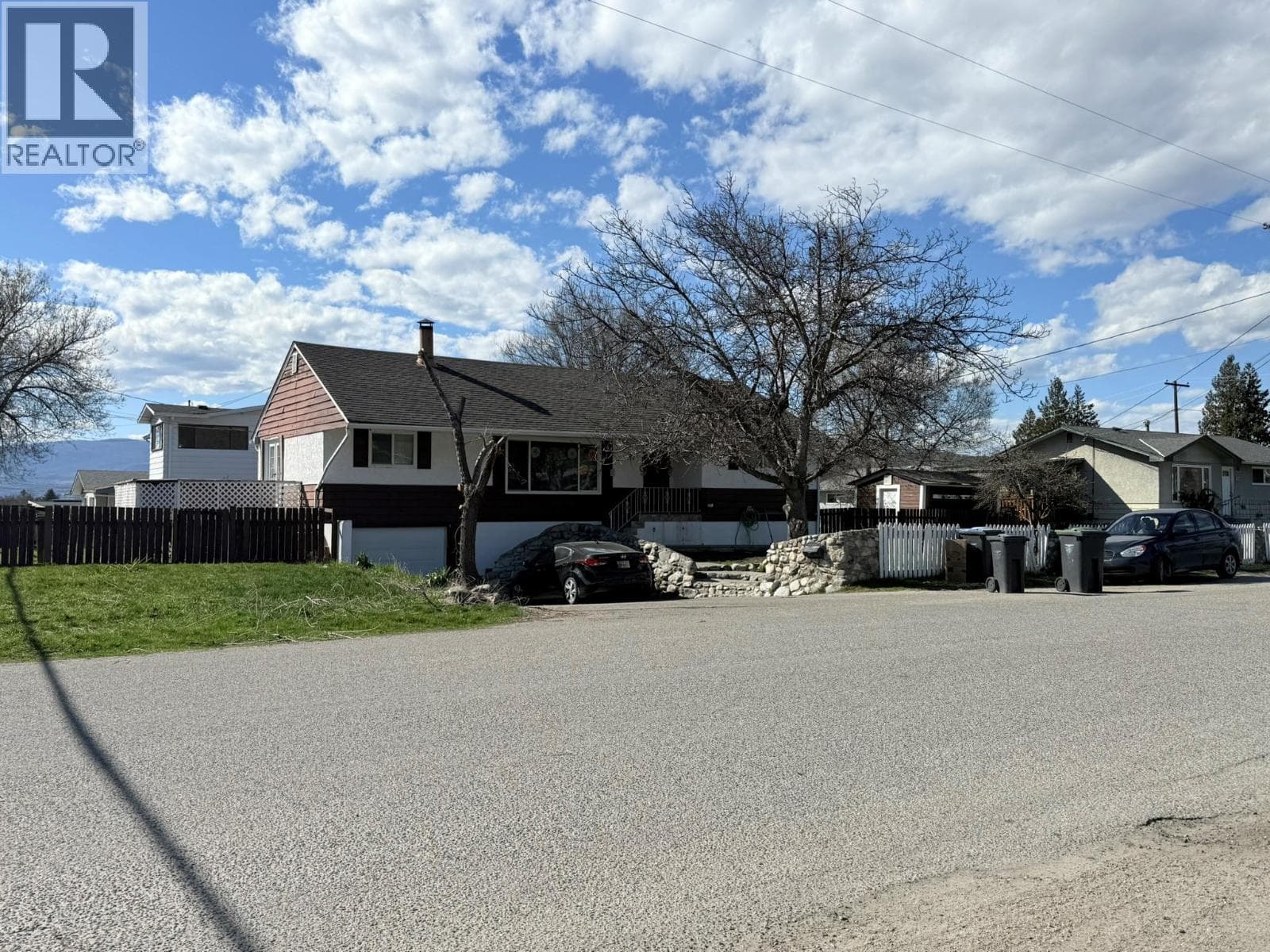 770 Cactus Road photo 2