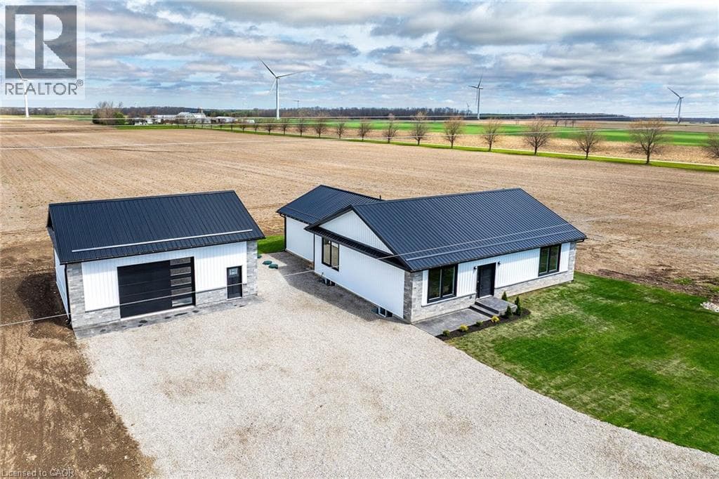 4093 RAINHAM Road photo 2