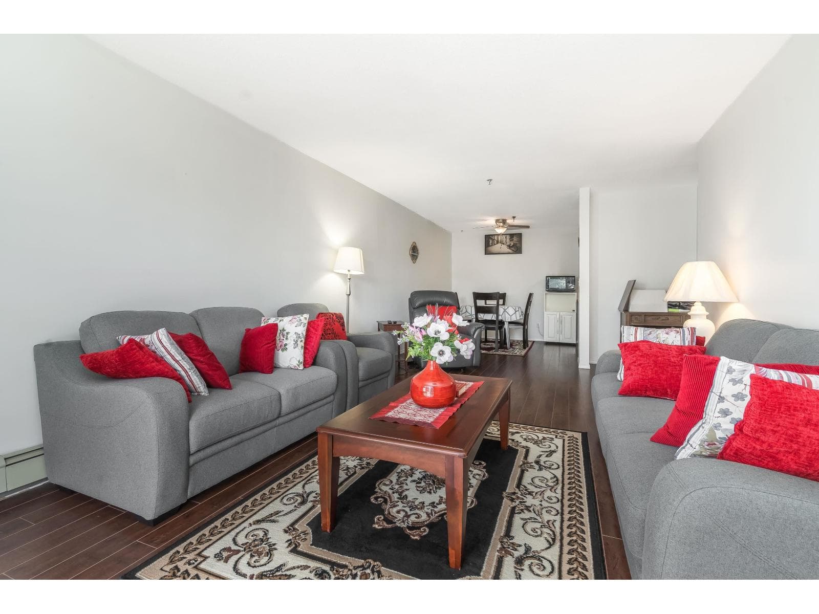 215 33535 KING ROAD photo 3