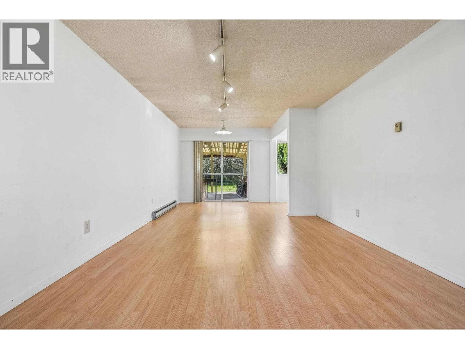 3740 BLUNDELL ROAD photo 4