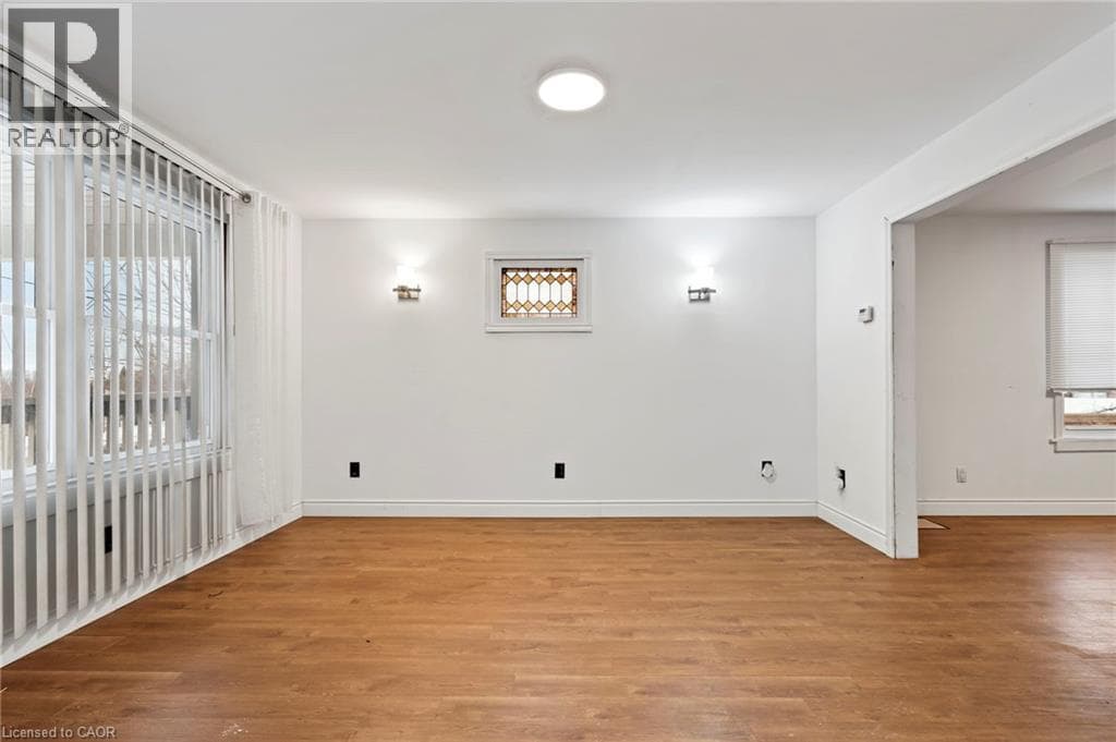 5292 BRIDGE Street photo 4