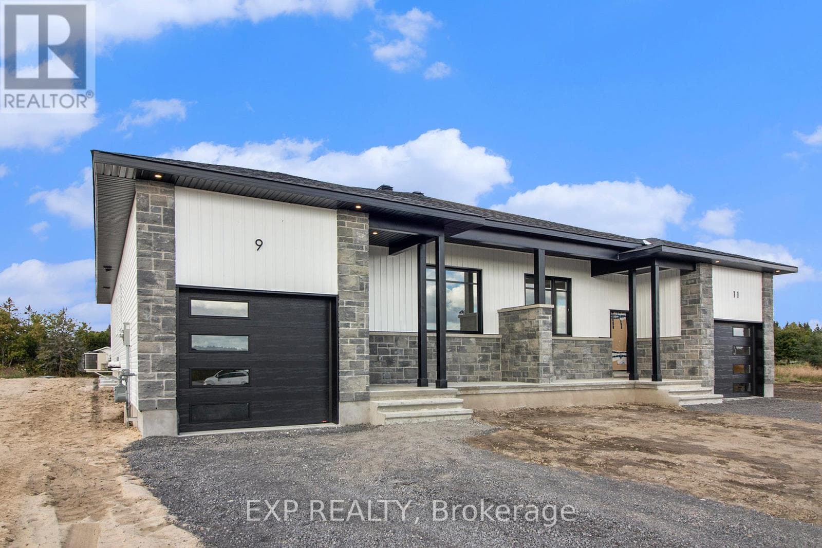 3 bed 2 bath single family at 773 LACROIX ROAD — $549,381