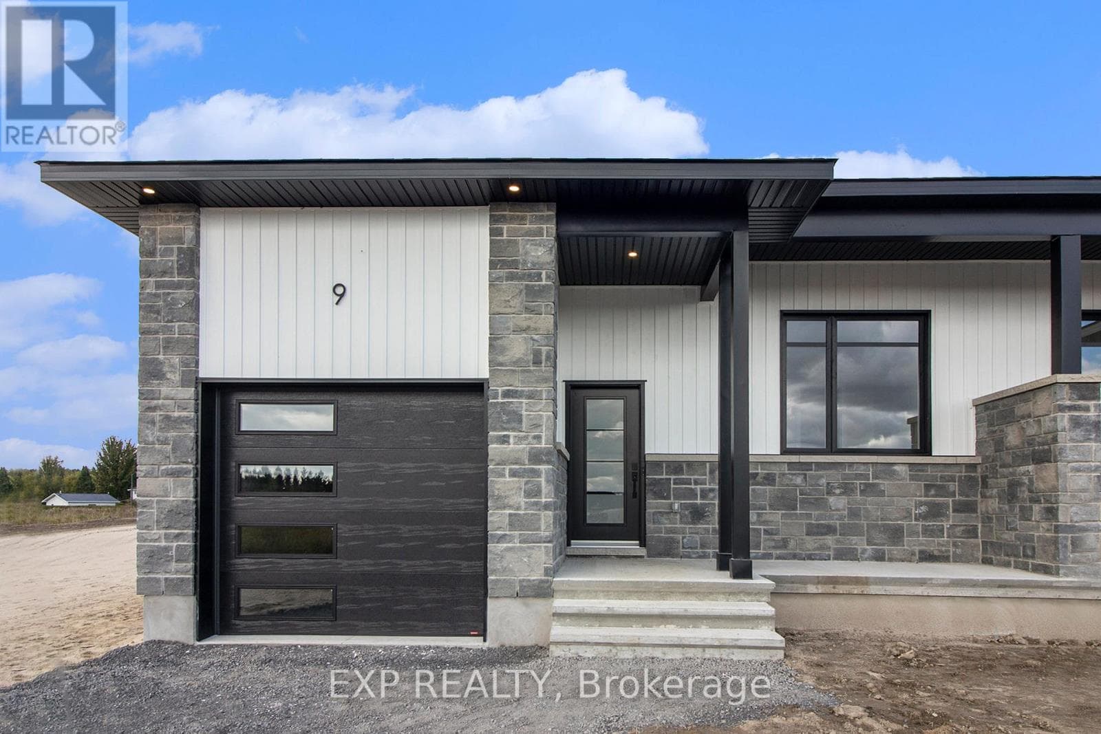 773 LACROIX ROAD photo 3