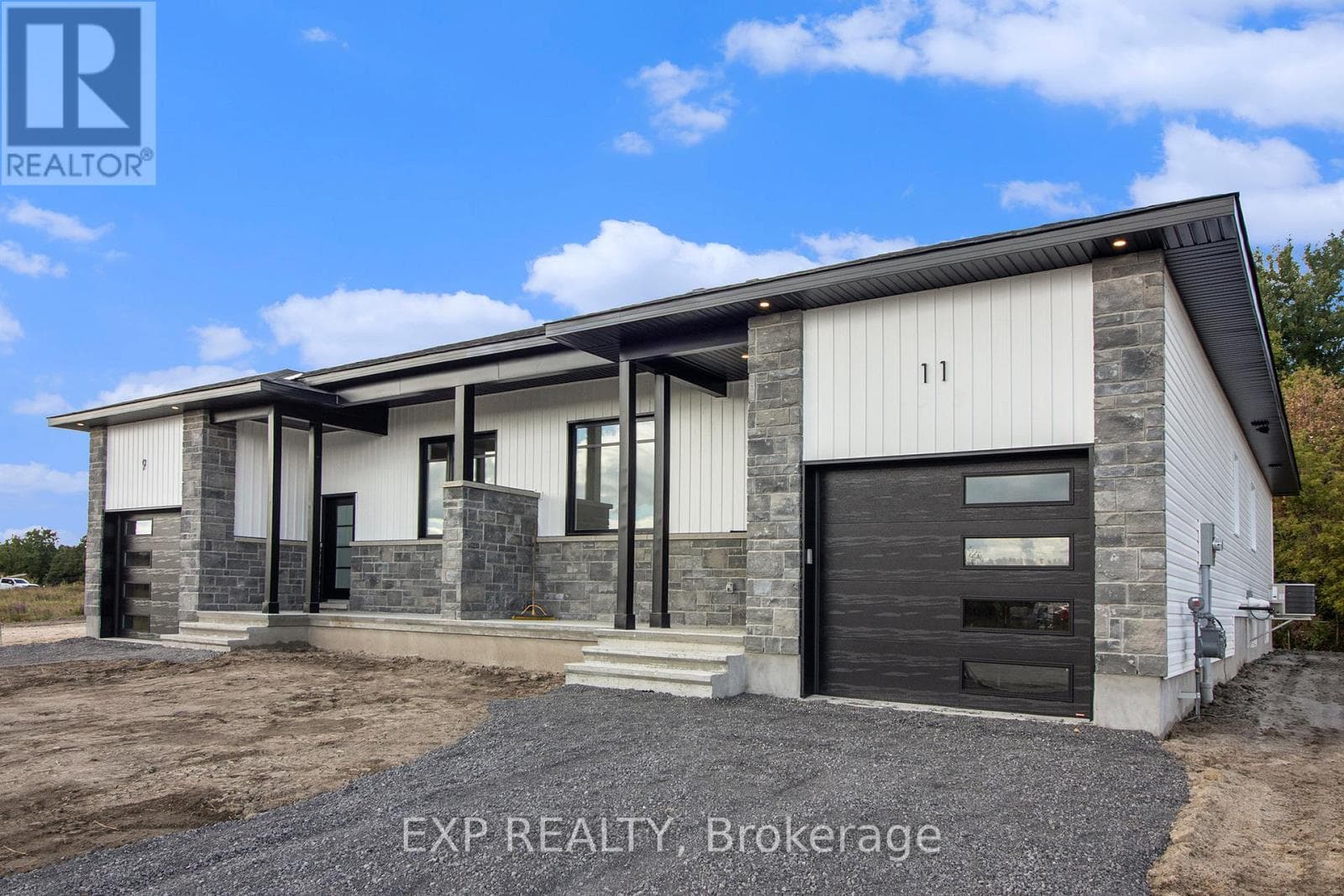 3 bed 2 bath single family at 775 LACROIX ROAD — $549,381