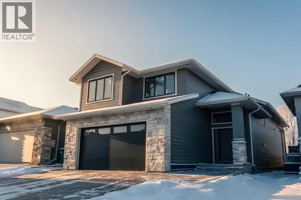 5 bed 4 bath single family at 1640 Sixmile View S — $765,000