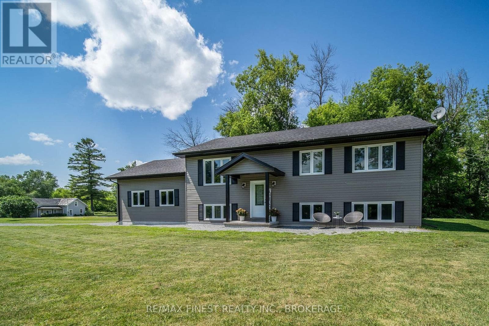 1524 LAKE ROAD photo 2