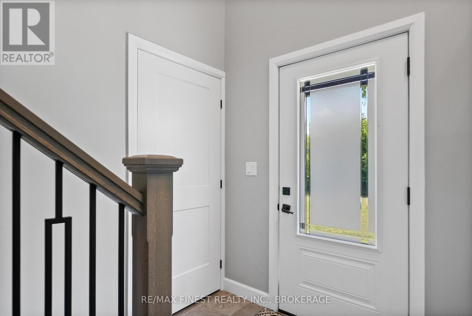 1524 LAKE ROAD photo 5
