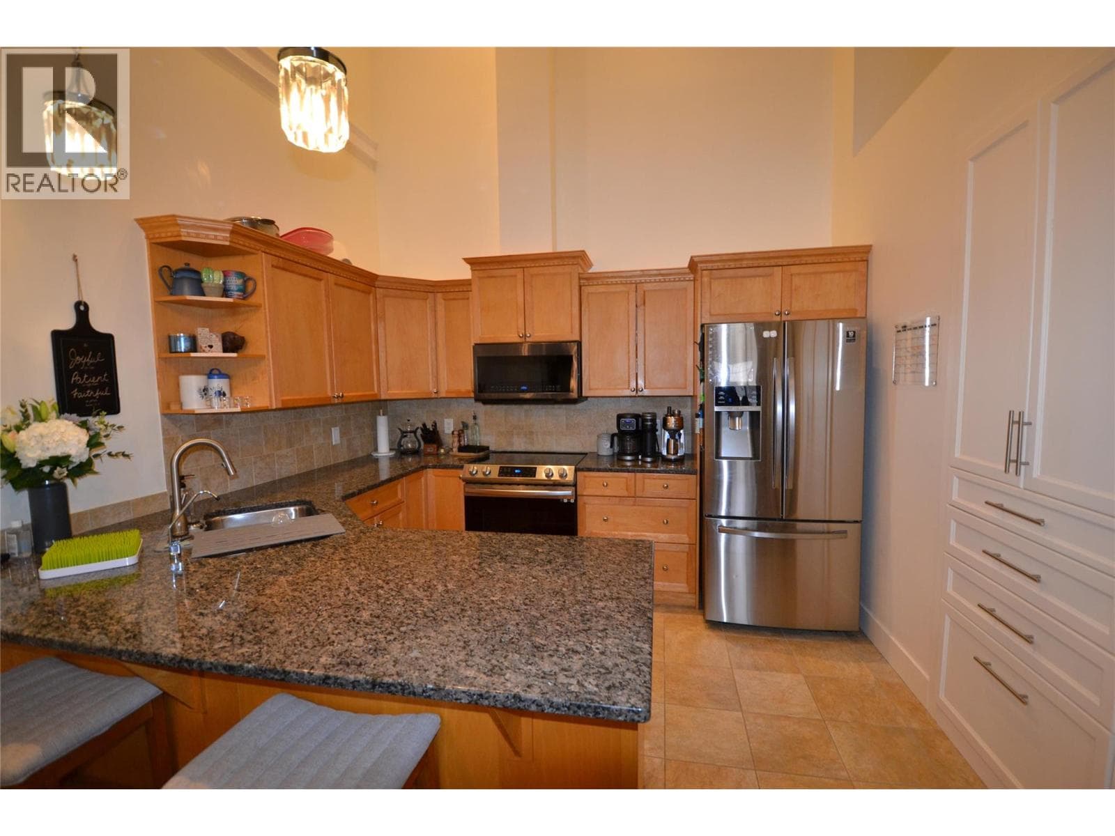 3 bed 3 bath single family at 2120 Shannon Ridge Drive Unit# 304 — $529,000