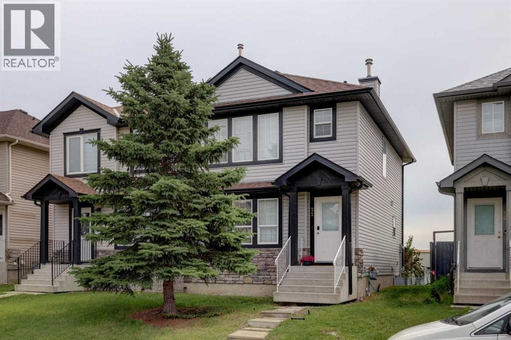 22 Tarington Landing NE photo 4