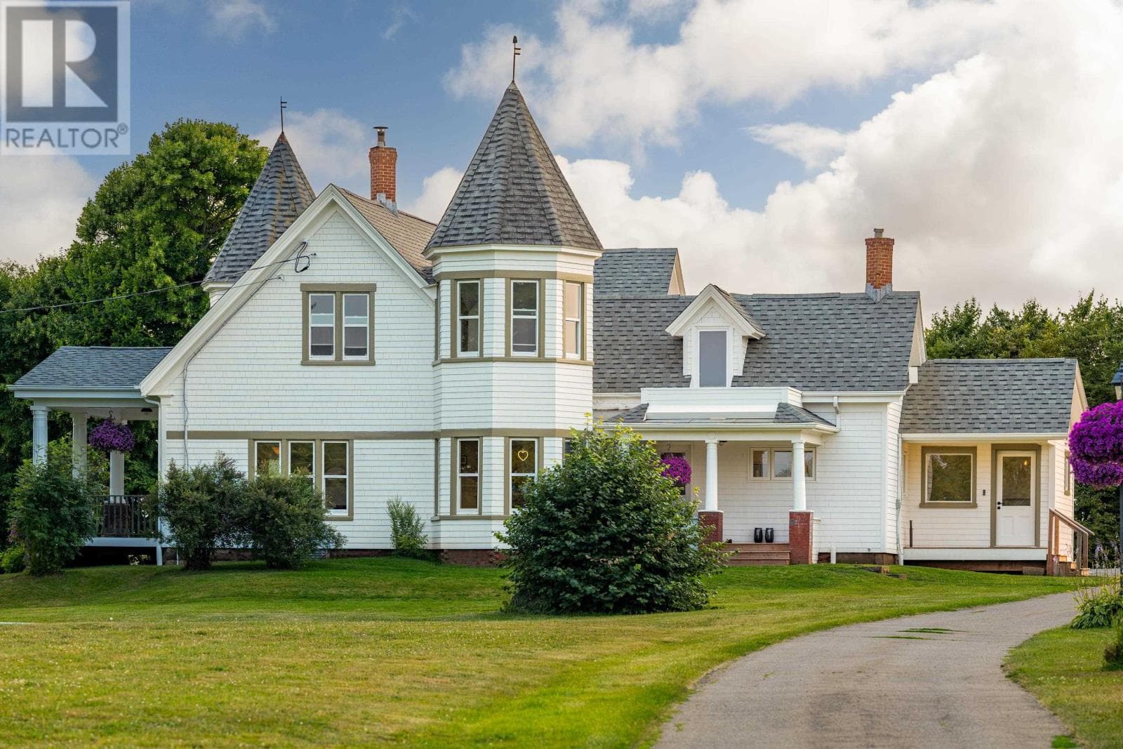 5 bed 4 bath single family at 31 / 33 Nelson Street, Victoria By The Sea — $3,900,000