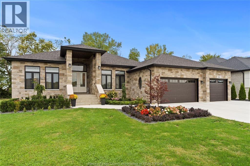7 bed 4 bath single family at 184 GRANDVIEW — $1,498,000