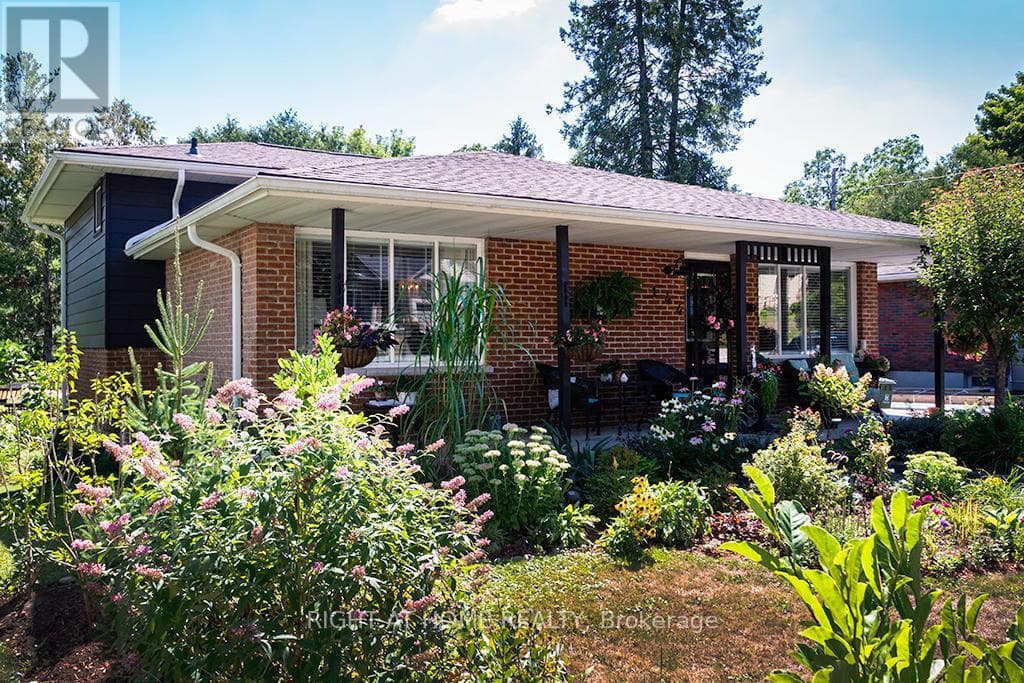 2 bed 2 bath single family at 144 CANTERBURY STREET — $631,500