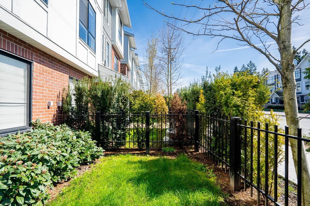 23 11556 72A AVENUE photo 5