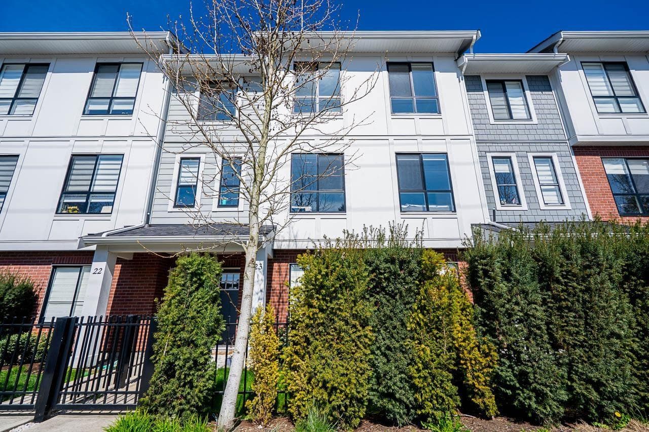23 11556 72A AVENUE photo 3