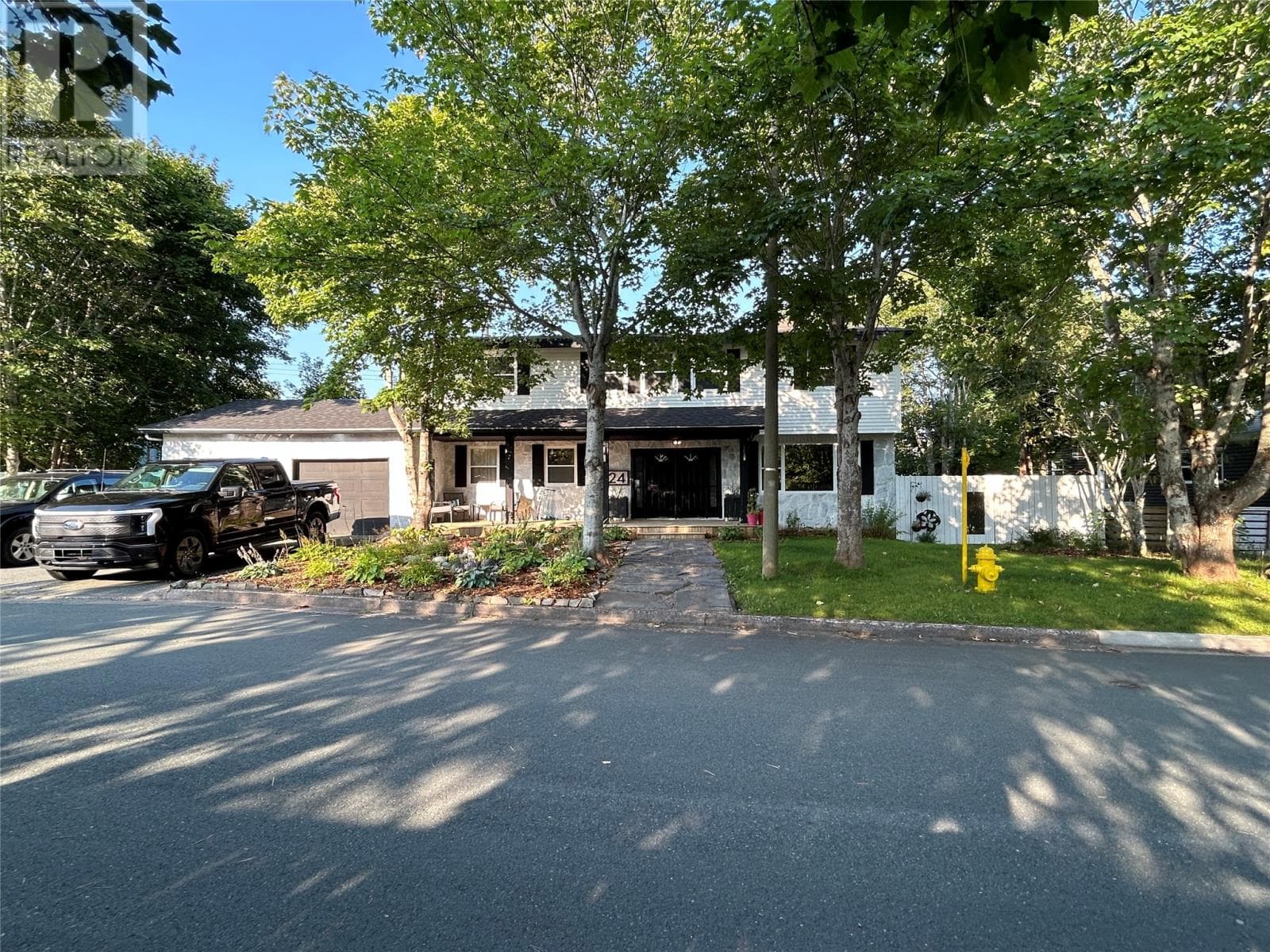 24 Eastview Crescent photo 2