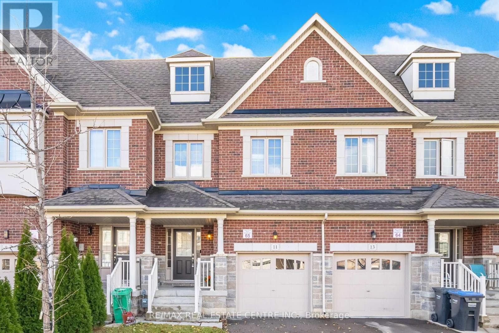 3 bed 3 bath single family at 11 YATELY STREET — $805,000