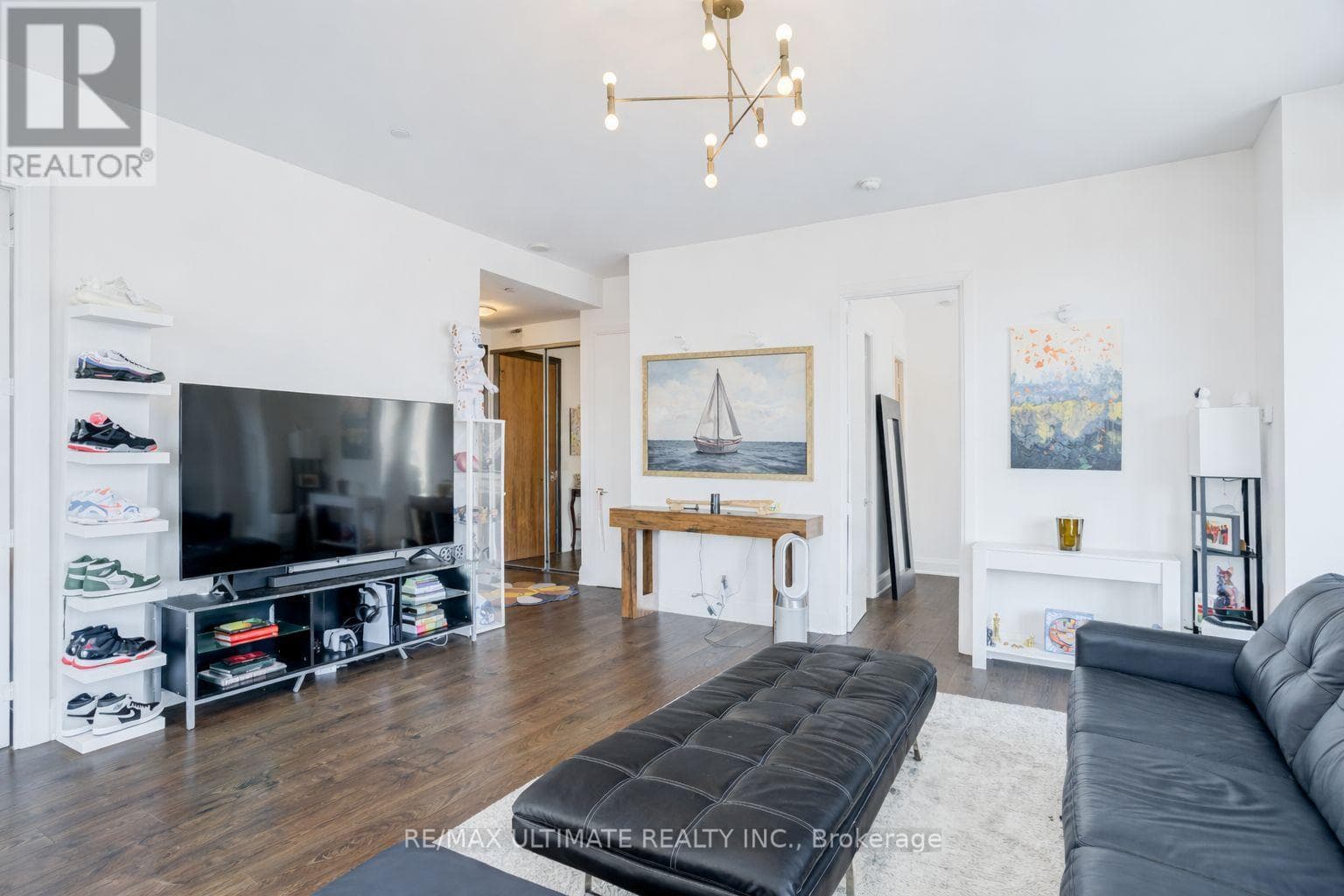 203 - 36 PARK LAWN ROAD photo 5