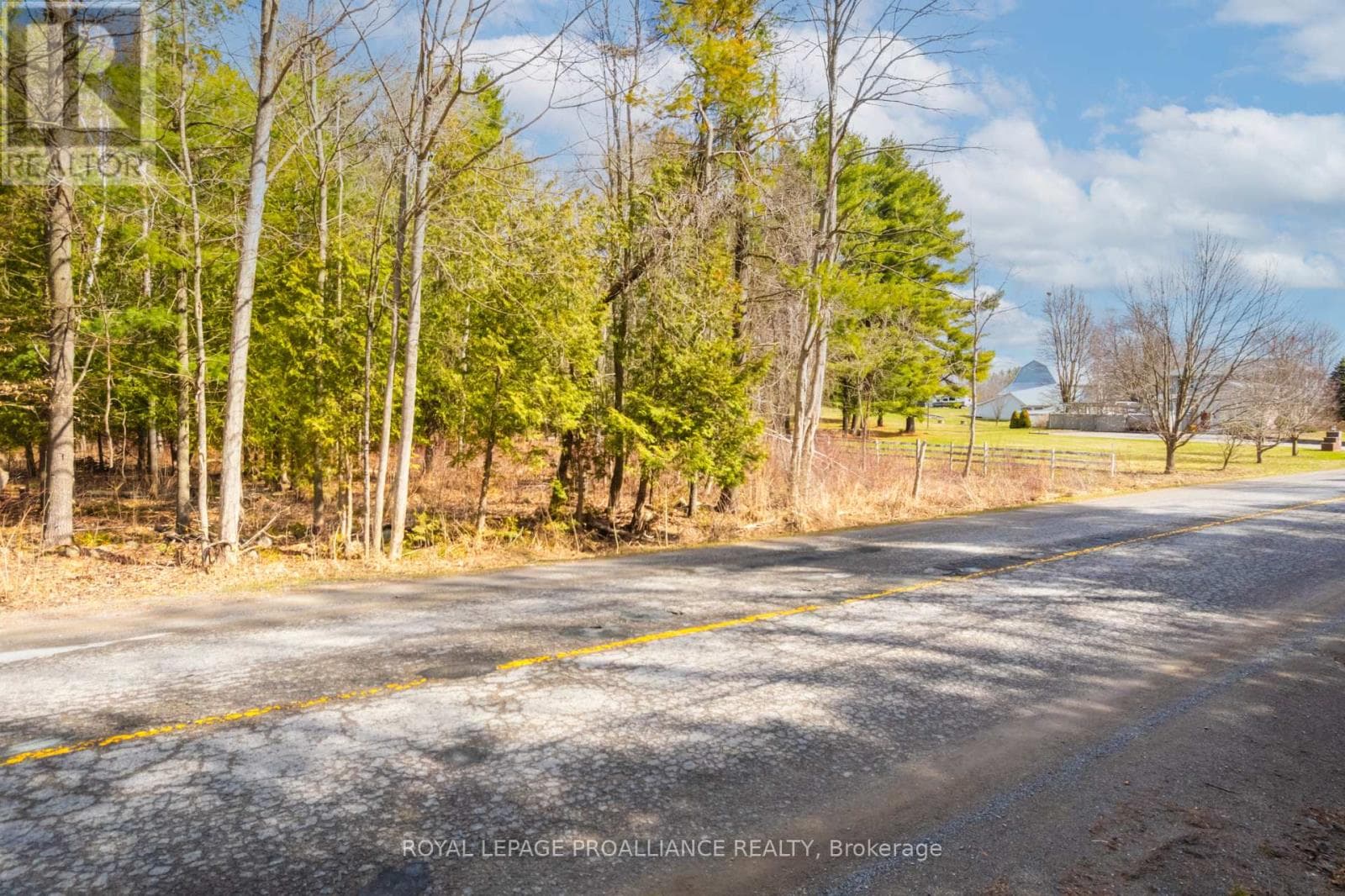 00 WHITES ROAD photo 2