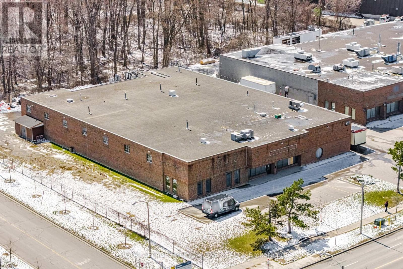 411 NUGGET AVENUE photo 3
