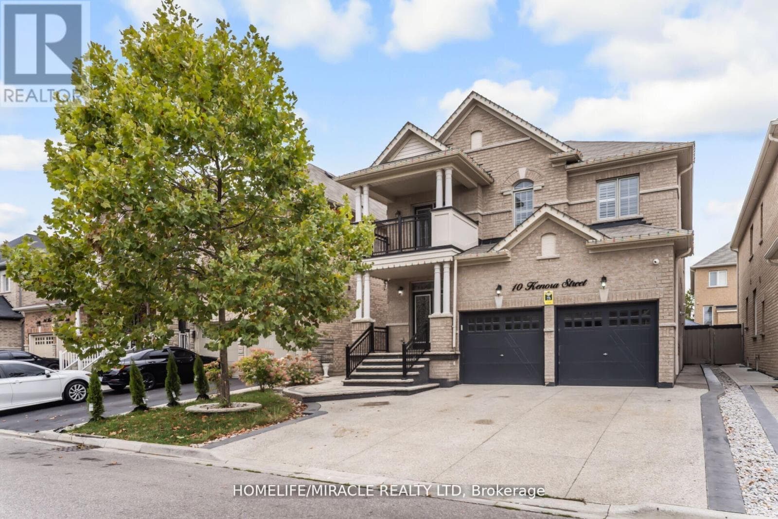 10 KENORA STREET photo 3