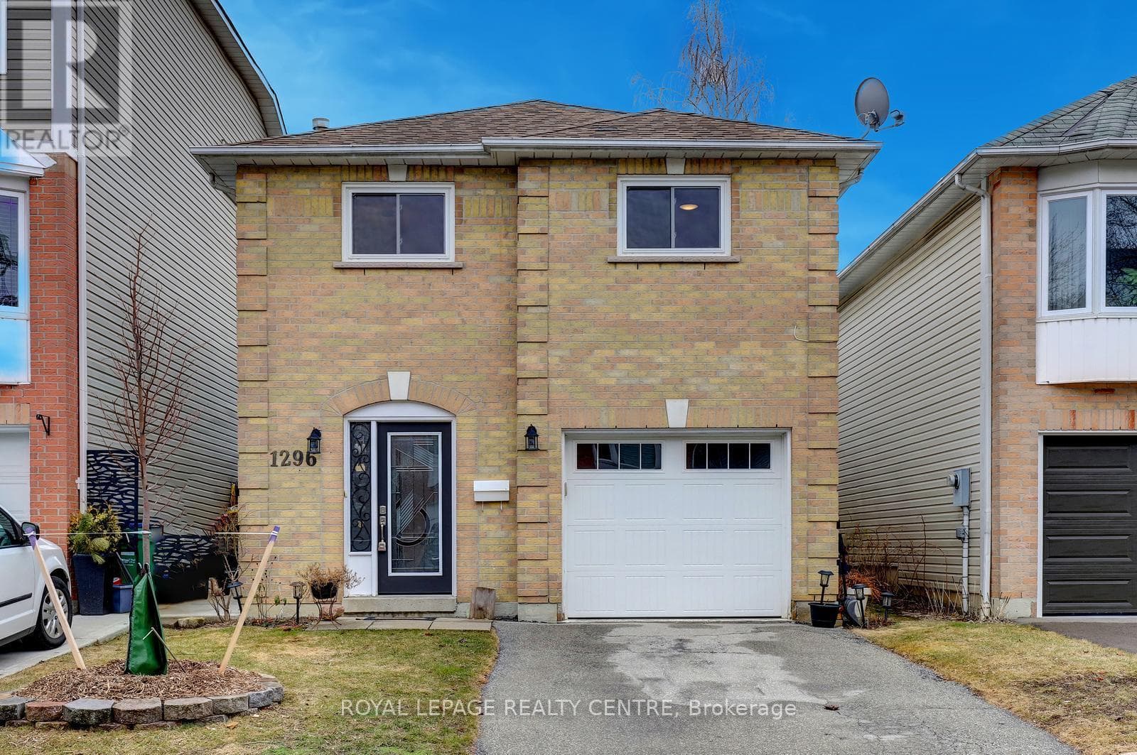 1296 WOODHILL COURT photo 3