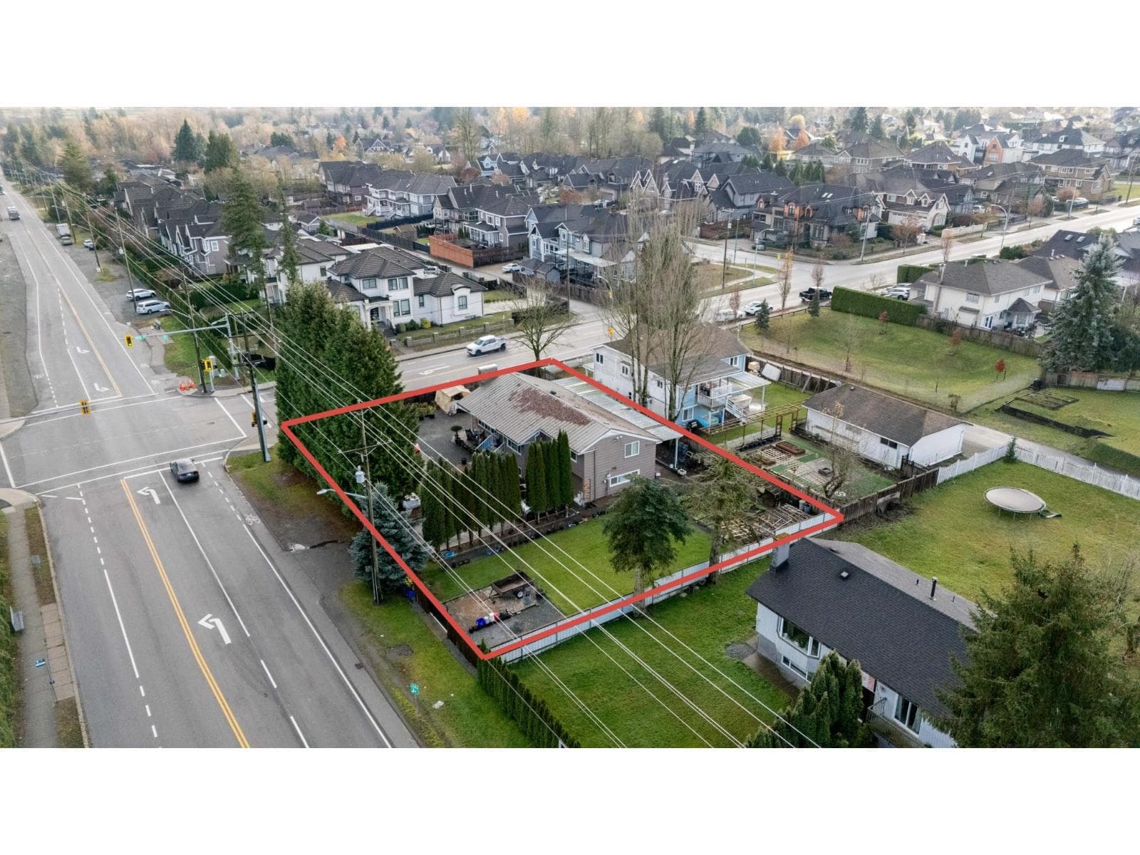 16388 88 AVENUE photo 2