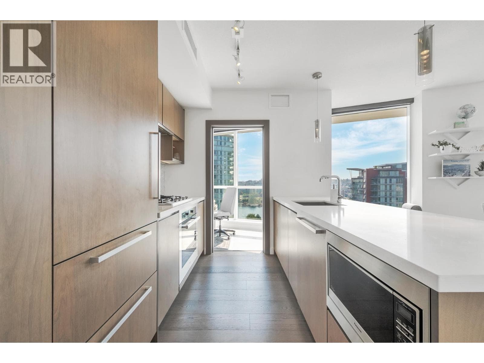 1509 68 SMITHE STREET photo 4