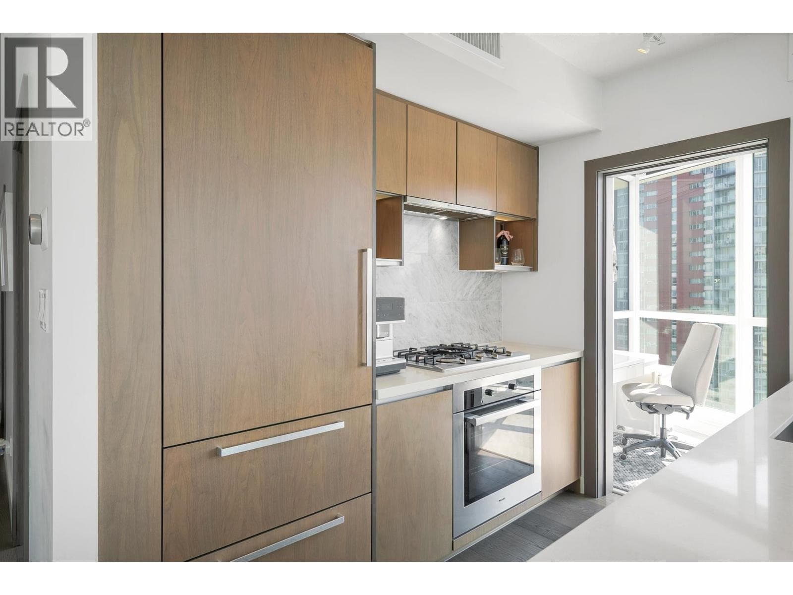 1509 68 SMITHE STREET photo 5