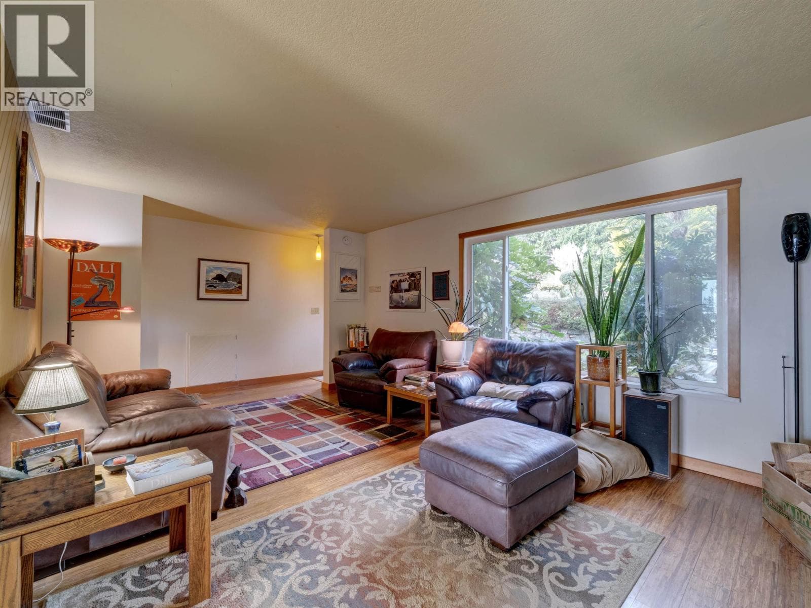 6183 BLIGH ROAD photo 4