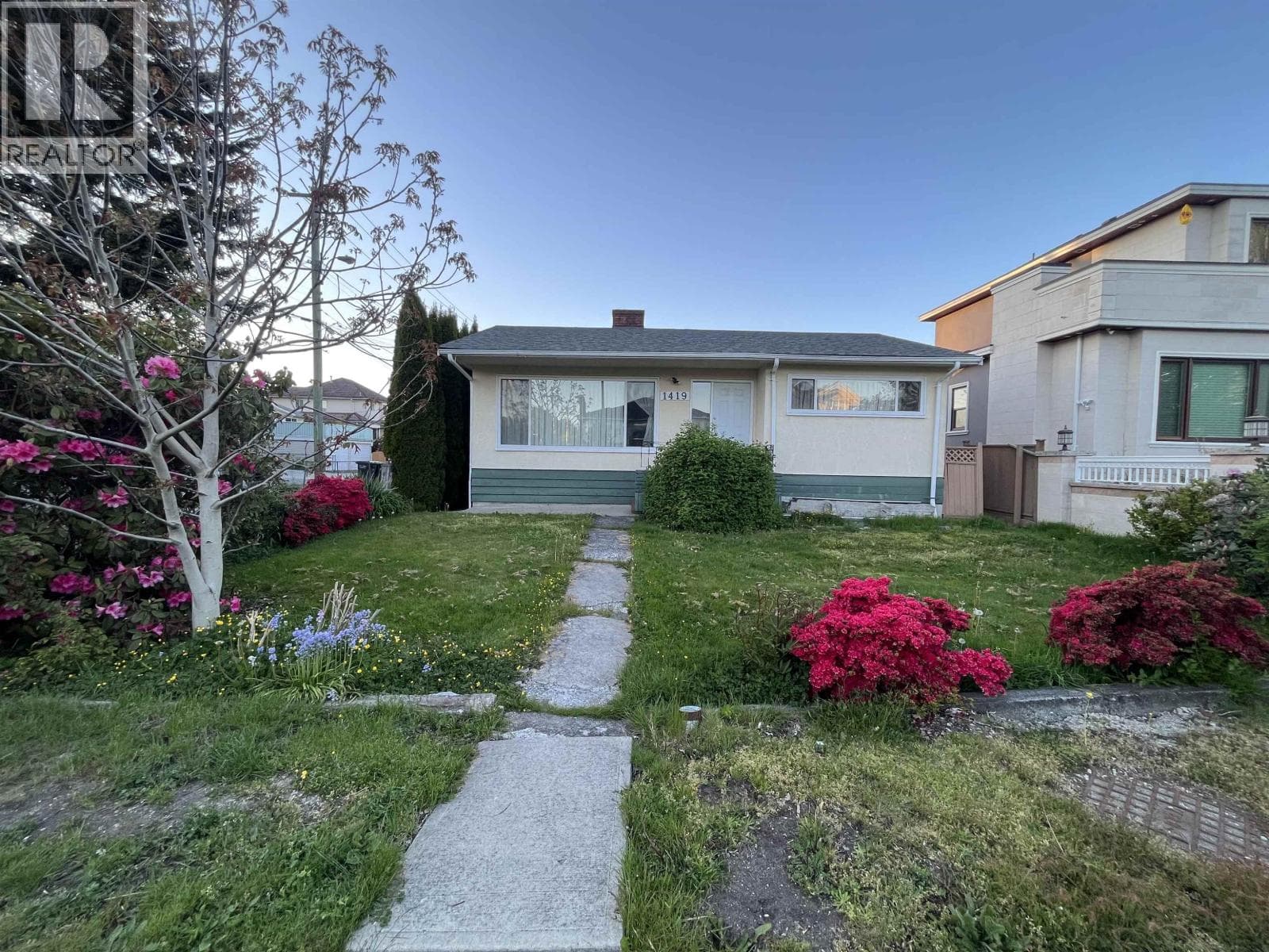 6 bed 3 bath single family at 1419 E 30TH AVENUE — $2,150,000