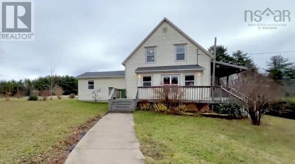 940 HIGHWAY 210 photo 3