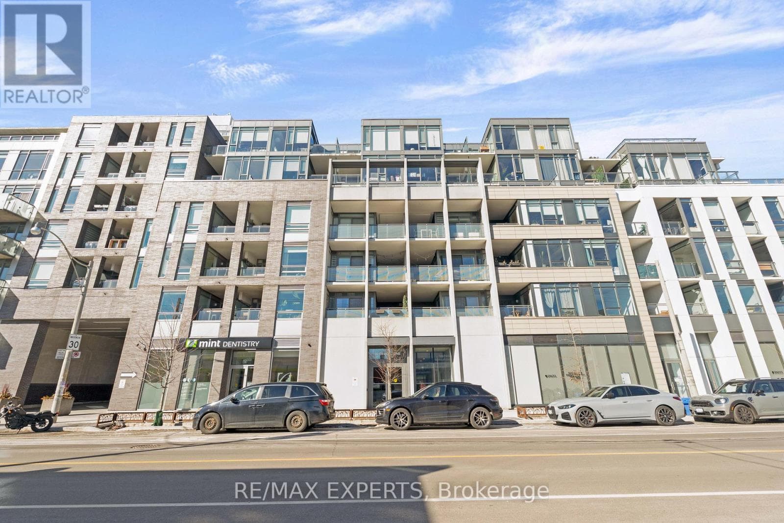 2 bed 2 bath single family at 516 - 20 GLADSTONE AVENUE — $659,000