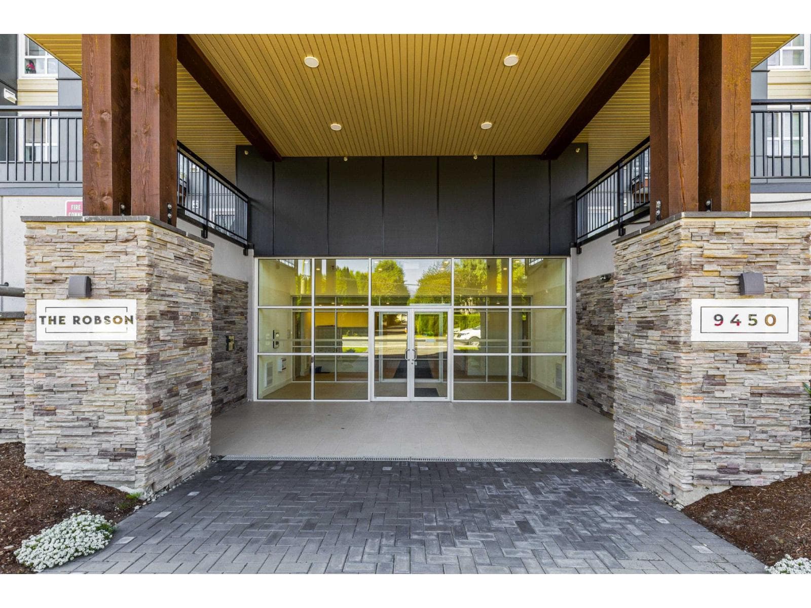214 9450 ROBSON STREET, Chilliwack Proper West photo 4