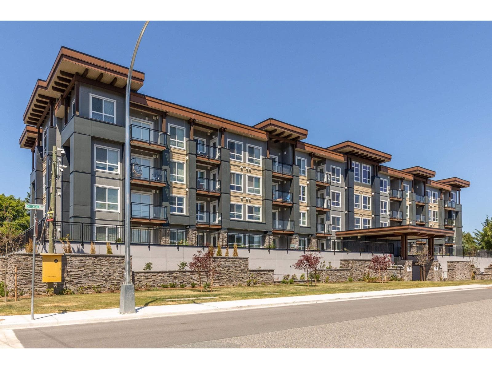 2 bed 2 bath single family at 214 9450 ROBSON STREET, Chilliwack Proper West — $439,000