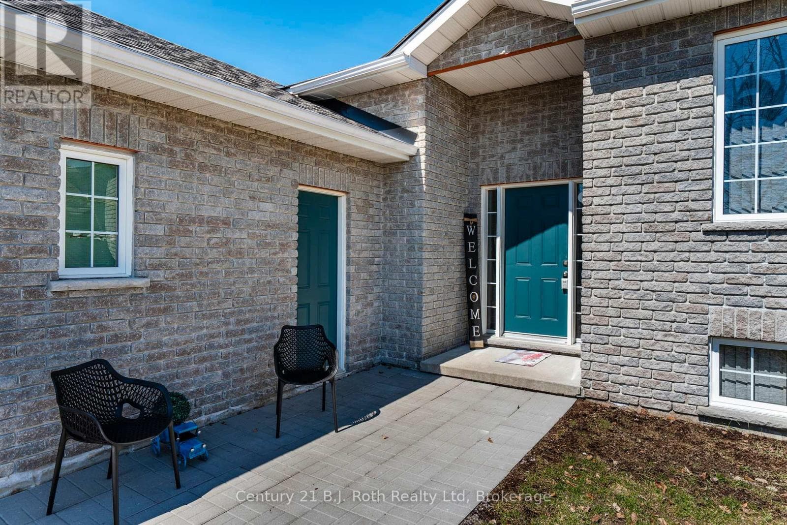 77 GEORGIA'S WALK photo 3