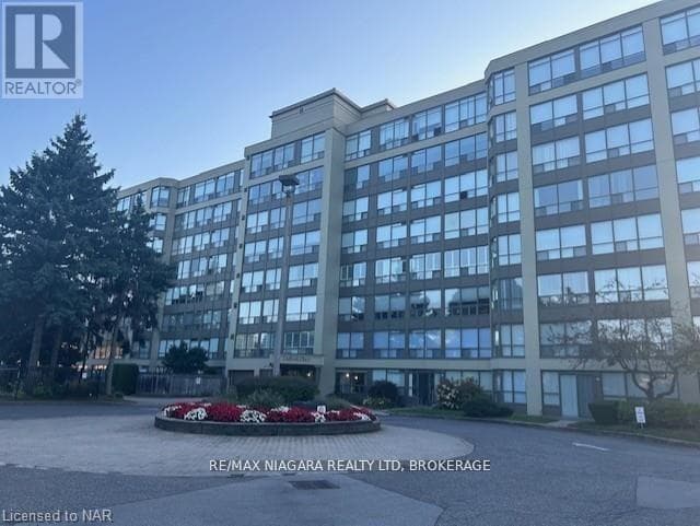 701 - 5100 DORCHESTER ROAD photo 2